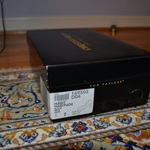 Black Heels - Picture 8 of 8